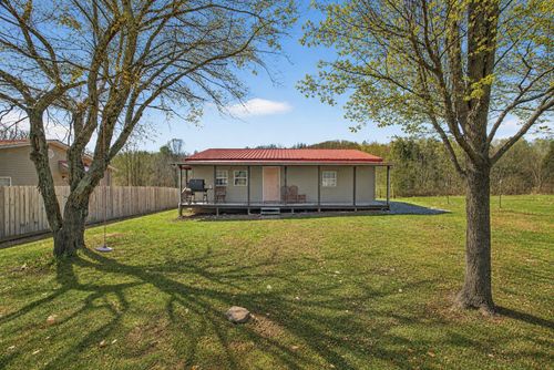 220 Pierce Ln, Monterey, TN, 38574-5544 | Card Image