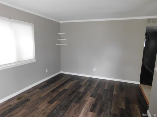 535 E Lewiston Avenue, Ferndale, MI, 48220 | Card Image