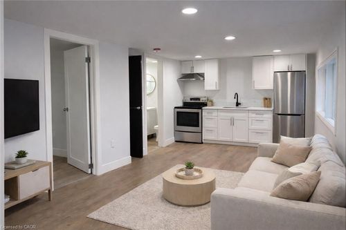 4-803 King St, Port Colborne, ON, L3K4J3 | Card Image