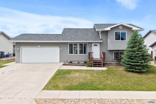 757 Old Cavalry Rd, Box Elder, SD, 57719-7504 | Card Image