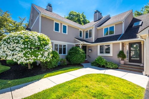 40-40 Jasper Ln, Randolph, MA, 02368-4089 | Card Image