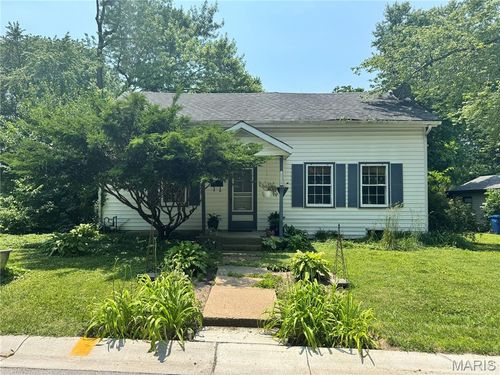 1290 Saint Louis St, Florissant, MO, 63031-4837 | Card Image