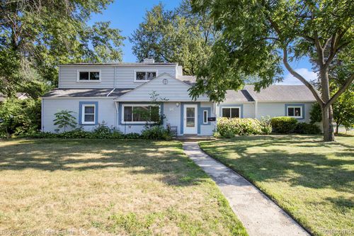 31973 Bock St, Garden City, MI, 48135-1440 | Card Image