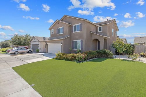 3043 Parks Ave, Tulare, CA, 93274-7780 | Card Image