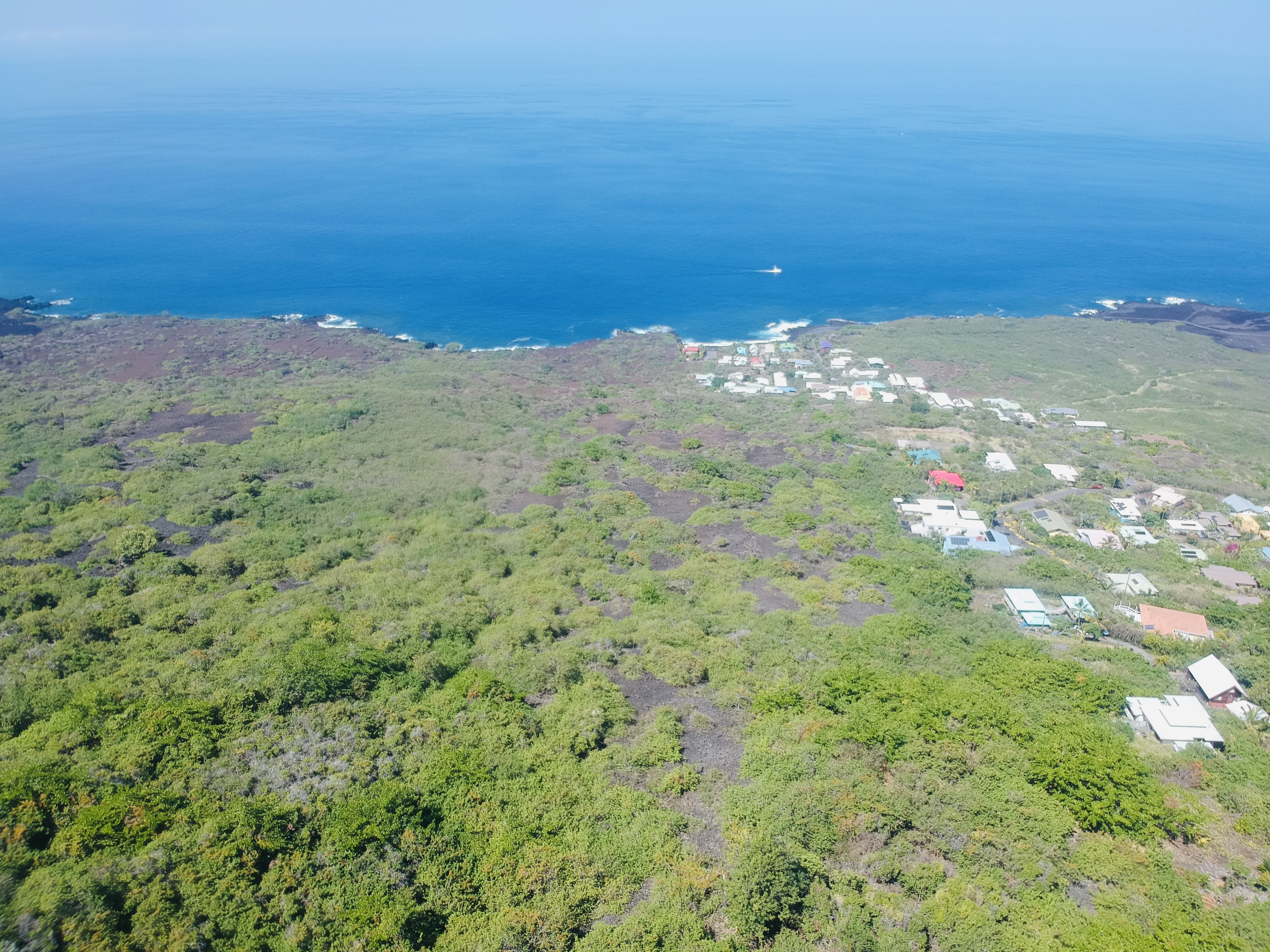 Land in Captain Cook