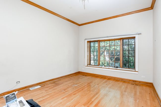 3107 N Harding Ave, Home with 12 bedrooms, 7 bathrooms and 4 parking in Chicago IL | Image 16