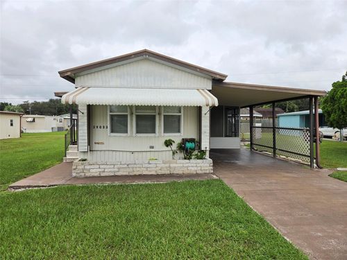 39033 Flora Ave, Zephyrhills, FL, 33542-1706 | Card Image