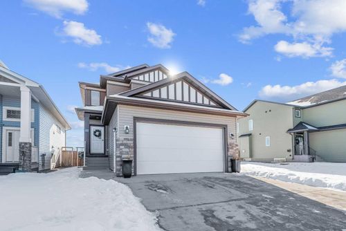 165 Norseman Close, Home with 4 bedrooms, 3 bathrooms and 2 parking in Penhold AB | Card Image