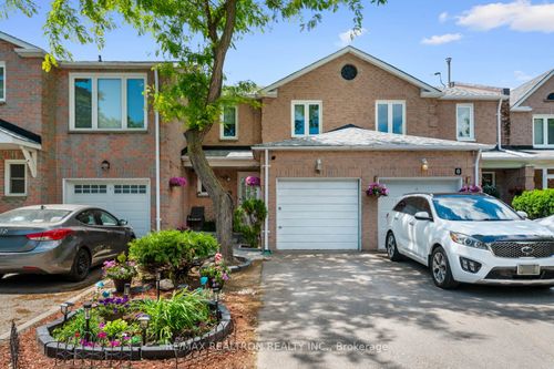 4 Sunshine Dr, Richmond Hill, ON, L4C8K8 | Card Image
