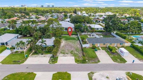 755 108th Ave N, NAPLES, FL, 34108-1897 | Card Image