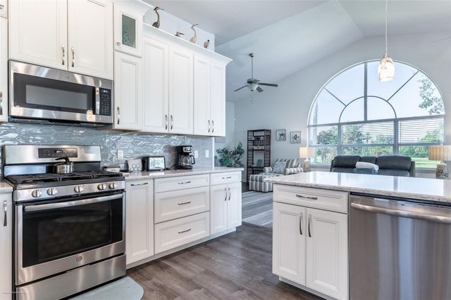 27406 Tierra Del Fuego Cir, House other with 4 bedrooms, 4 bathrooms and null parking in PUNTA GORDA FL | Image 23