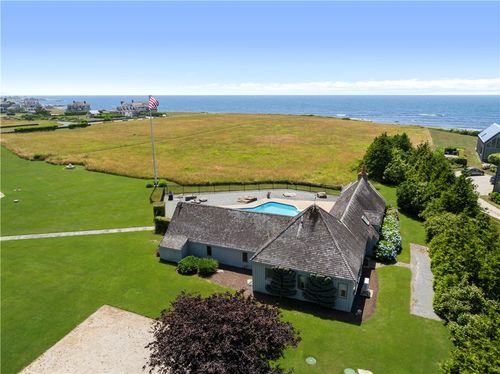 43 Baileys Ledge Rd, Little Compton, RI, 02837-1003 | Card Image