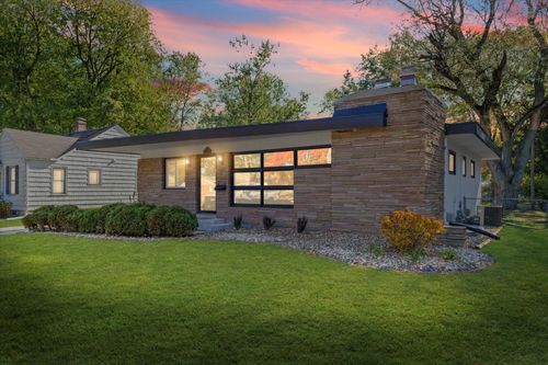 731 Dale St, Normal, IL, 61761-2936 | Card Image