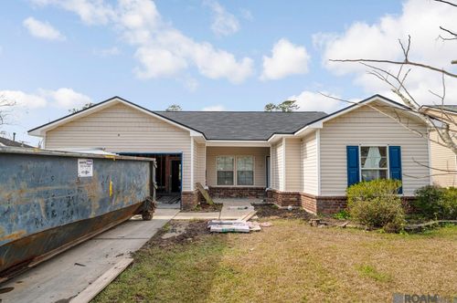 22795 Lafourche Ln, Denham Springs, LA, 70726-6978 | Card Image
