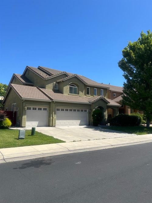 10385 Nations Circle, Stockton, CA, 95209 | Card Image