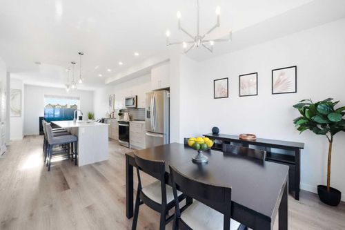 66 Evanscrest Manor Nw, Calgary, AB, T2P2A3 | Card Image