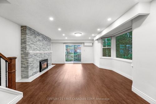 19 Arbour Glen Cres, London, ON, N5Y1Z9 | Card Image