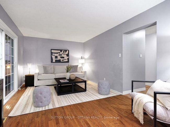 1112 St Germain Cres, House other with 4 bedrooms, 2 bathrooms and 2 parking in Orleans ON | Image 10