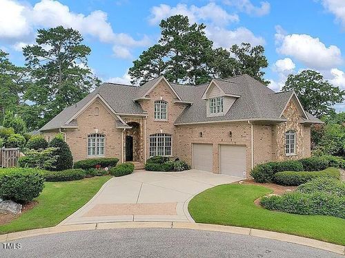 110 Walton Pl, Fayetteville, NC, 28305-5396 | Card Image