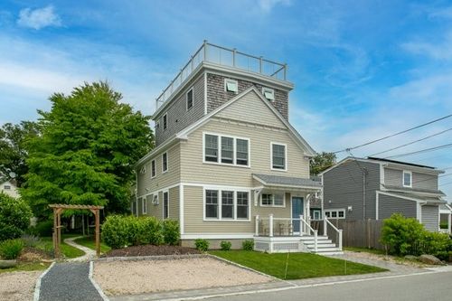 2-23 Warren Ave, Middletown, RI, 02842-5834 | Card Image