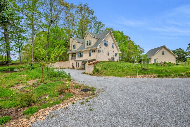 4122 Highway 49 W, House other with 5 bedrooms, 4 bathrooms and 2 parking in Vanleer TN | Image 48