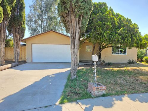 1324 Hume Drive, Sanger, CA, 93657 | Card Image