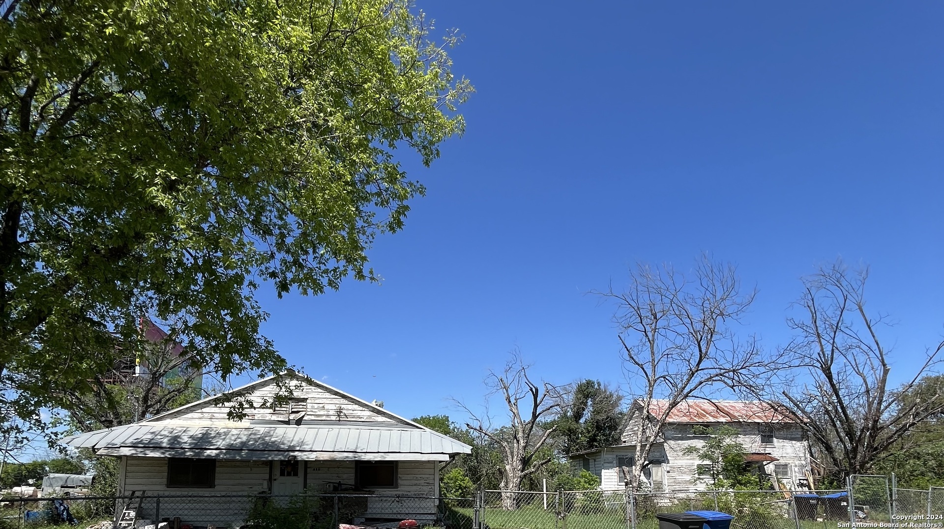 Jasmine Ln, San Antonio, TX 78237
