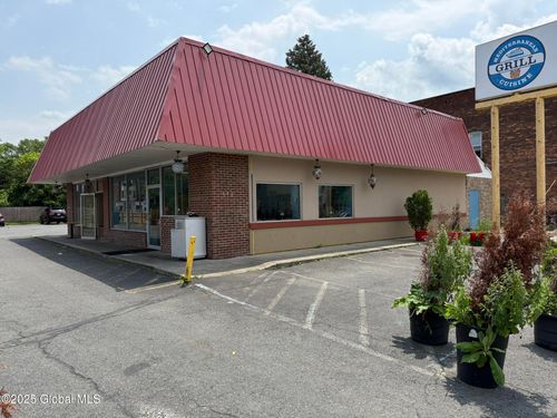 908 River St, Troy, NY, 12180-1242 | Card Image