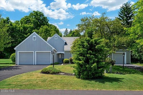 11 Greystone Dr, Voorheesville, NY, 12186-9772 | Card Image