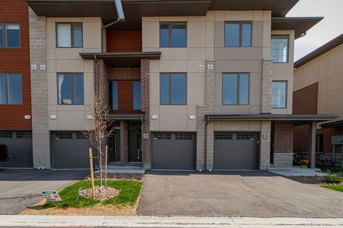 4-35 Dawson Dr, Collingwood, ON, L9Y5T1 | Card Image