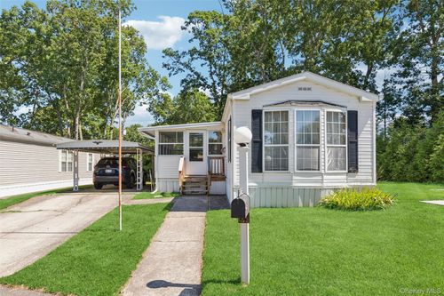 254-1661 Old Country Road, Riverhead, NY, 11901 | Card Image