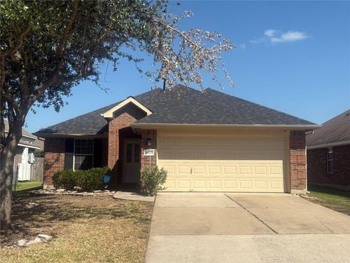 8823 Old Maple Ln, Humble, TX, 77338-2147 | Card Image