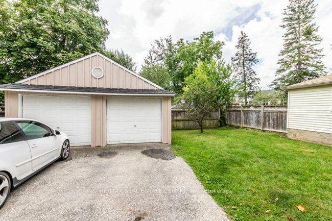 123 Krug St, Home with 5 bedrooms, 3 bathrooms and 3 parking in Kitchener ON | Image 30