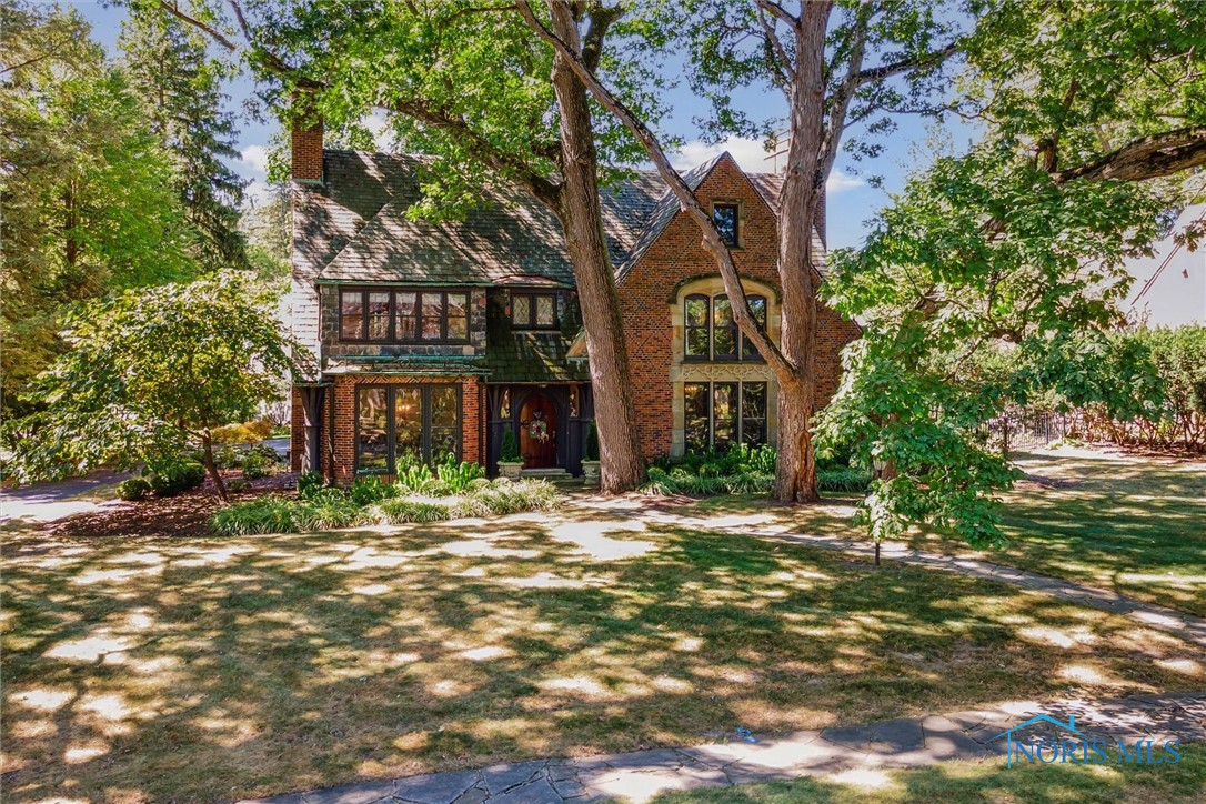 Ridgewood Rd, Ottawa Hills, OH 43606