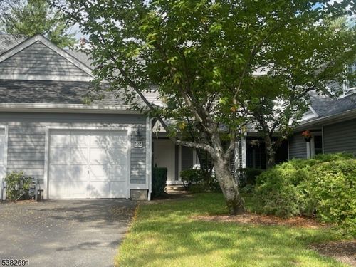 124 Ridge Dr, Montville, NJ, 07045-9473 | Card Image