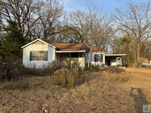 201 Roosevelt Rd, Hooks, TX, 75561-5209 | Card Image