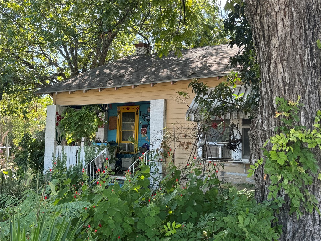 Summer Ave, Waco, TX 76708