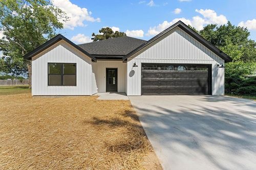 28790 Stapleton St, Seligman, MO, 65745-7422 | Card Image