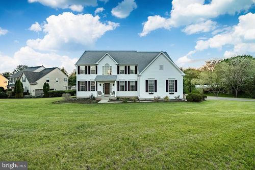200 Devon Ln, SCHWENKSVILLE, PA, 19473-2801 | Card Image