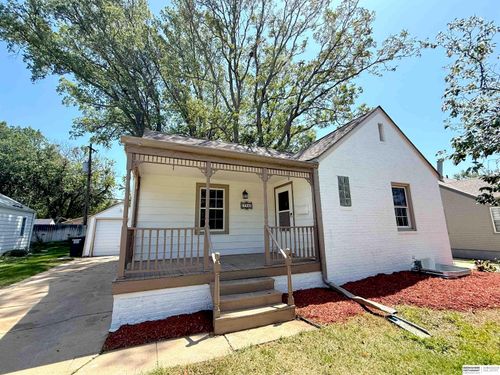 724 S 44th St, Lincoln, NE, 68510-3747 | Card Image