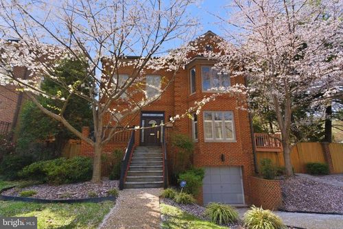 5430 Chevy Chase Pkwy Nw, WASHINGTON, DC, 20015-1706 | Card Image