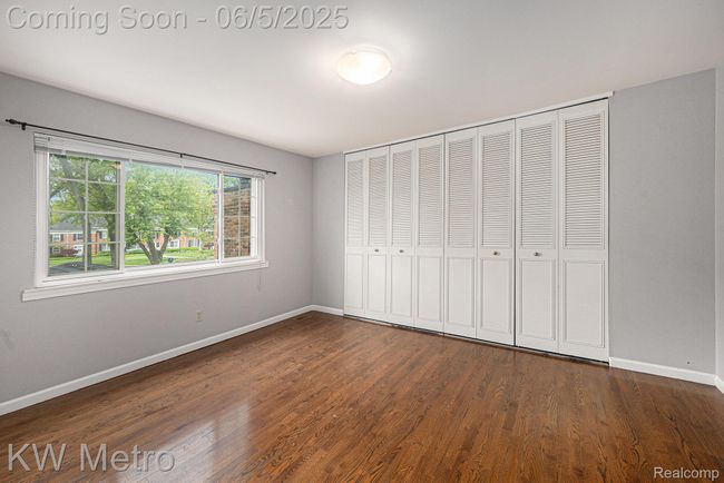Primary bedroom | Image 11