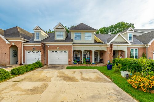 6736 Willow Brook Dr, Chattanooga, TN, 37421-6717 | Card Image