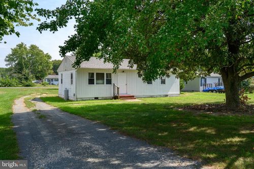 7415 Wilkins Ln, CHESTERTOWN, MD, 21620-7428 | Card Image