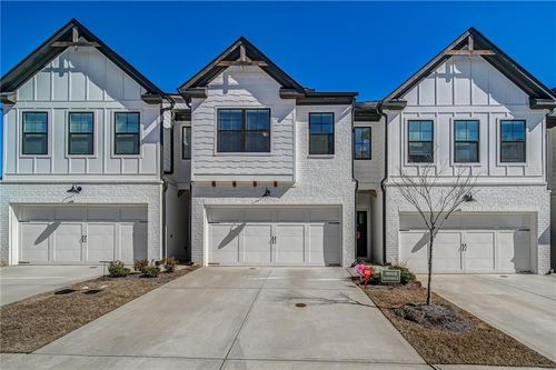 96 Auburn Gate Ln, Auburn, GA, 30011-5202 | Card Image