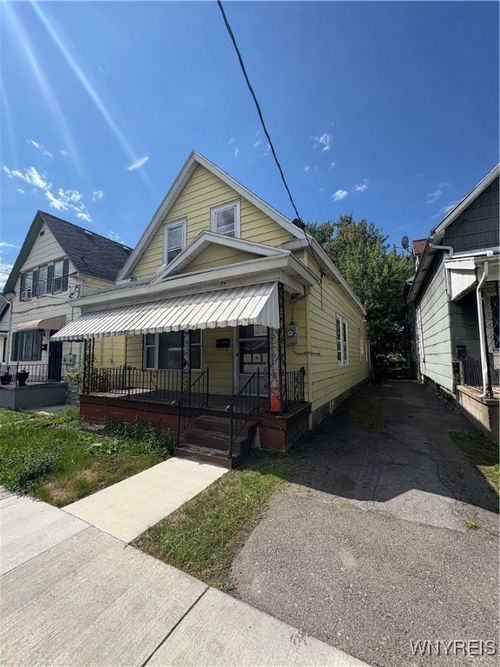 54 Andrews Ave, Cheektowaga, NY, 14225-2815 | Card Image