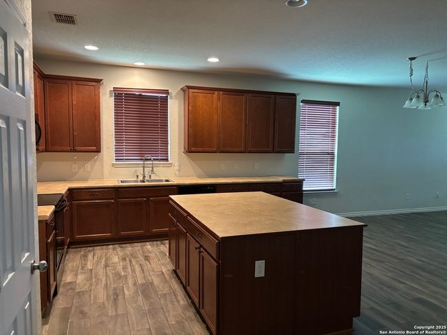 3711 Lazy Diamond, House other with 4 bedrooms, 2 bathrooms and null parking in Selma TX | Image 4