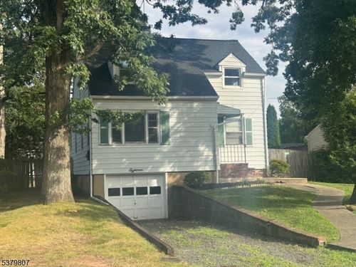 18 Shady Ln, Fanwood, NJ, 07023-1719 | Card Image