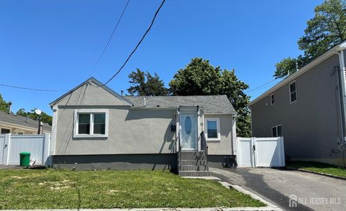 92 Woodland Dr, Keyport, NJ, 07735-5344 | Card Image
