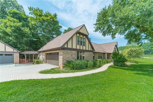186 Kingston Rd, Colbert, GA, 30628-2620 | Card Image